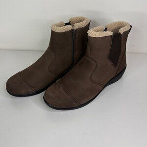 Jayla Womens 9M Leather Ankle Boots With Faux Fur Lining & Side Zipper